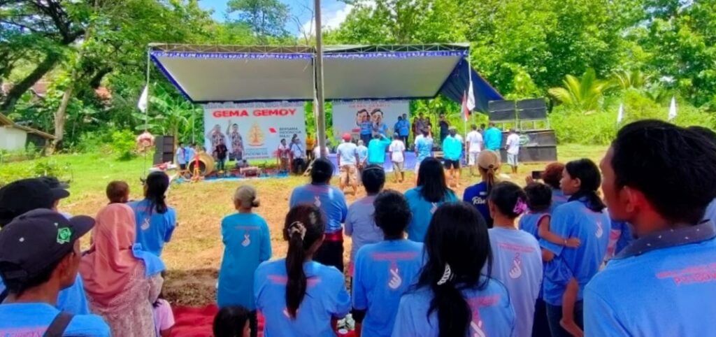 Ratusan Bibit Pohon Ditanam dan Dibagikan Relawan Prabowo dan Gibran Gema PS di Malang