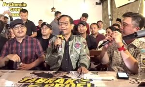 Dikala Mahfud MD Ditanya Soal Pemimpin yang Tak Jadi Boneka Partai Pengusung