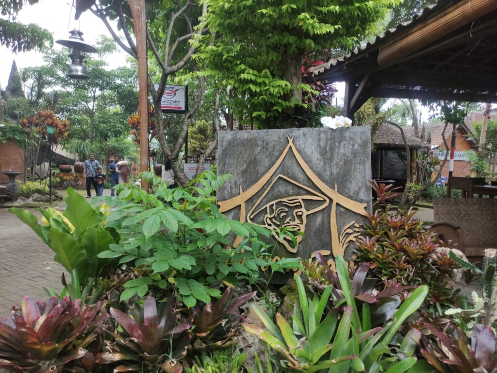 Waroeng Tani Sajikan Konsep Menu ‘Makmur’, Kuliner yang Wajib Dikunjungi di Malang