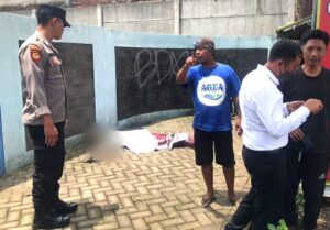 Dikira Tidur, Seorang Pria Tua di Malang Ditemukan Tewas oleh Pemilik Warung Soto