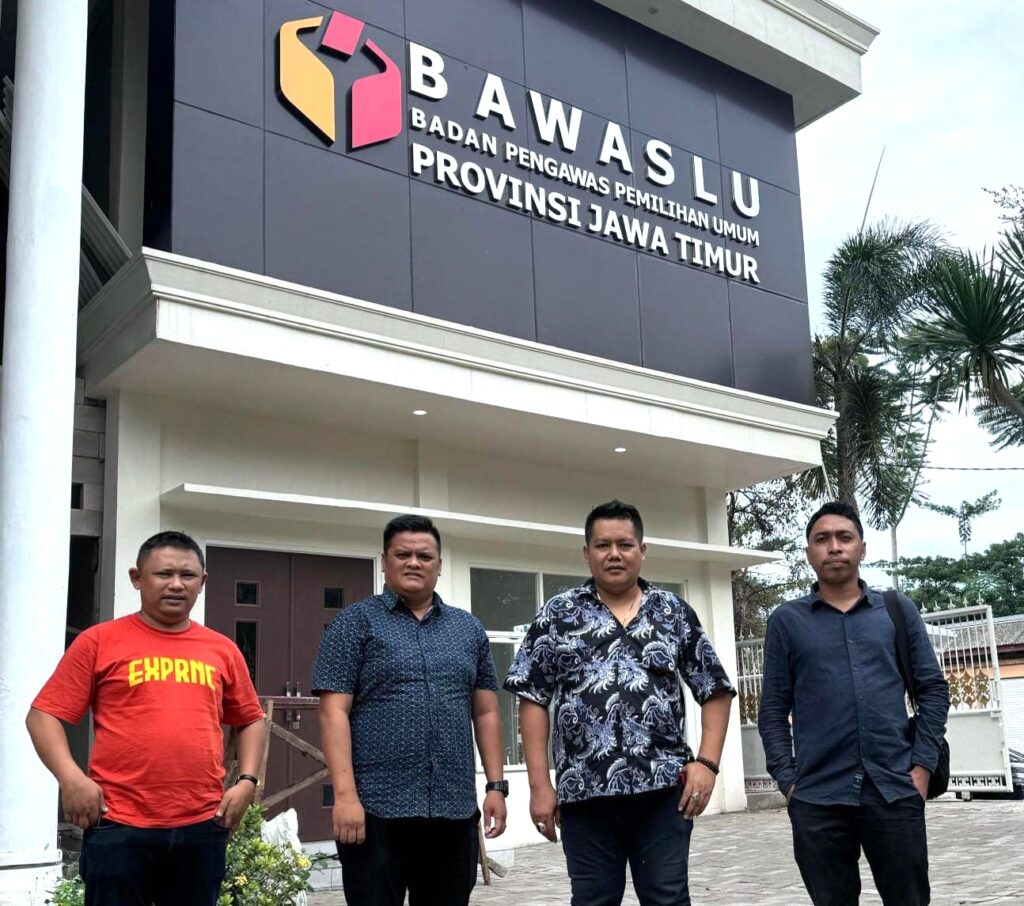 Gunawan Center Laporkan Indikasi Pencurian Suara ke Bawaslu Jatim