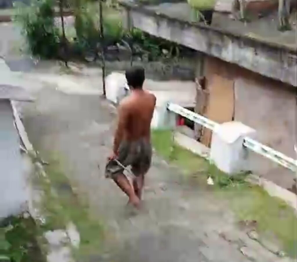 ODGJ di Malang Berjalan Sambil Bawa Sajam Resahkan Warga, Polisi Evakuasi ke RSJ