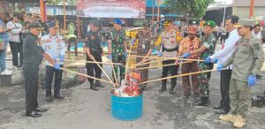 Ratusan Miras, Sabu Serta Pil Dobel L Dimusnahkan Polres Batu