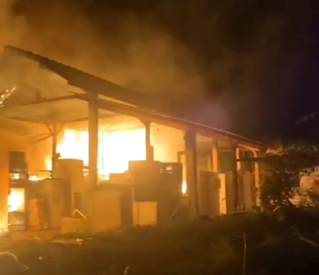 Berawal dari Api di Pendiangan, Kandang Sapi dan Rumah di Pagak Malang Hangus Terbakar