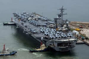 Kapal induk AS Tiba di Korea Selatan untuk Latihan Militer Bersama Sebagai Unjuk Kekuatan Melawan Korea Utara dan Rusia