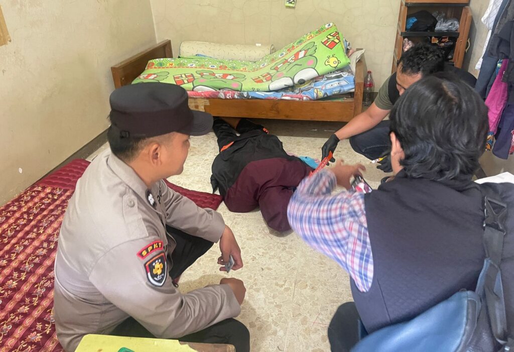 Seorang Karyawan Konveksi di Kota Batu Ditemukan Tewas di Dalam Kamar Mess
