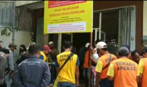 PN Malang Eksekusi Pengosongan Tiga Ruko Harta Gono-gini Bersengketa di Kecamatan Klojen