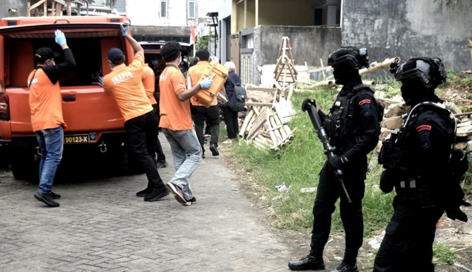 Densus 88 Amankan Tiga Orang Terduga Teroris di Batu, Satu Orang Ditetapkan Tersangka