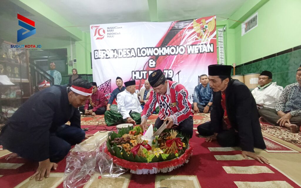 Merefleksikan Perjuangan Pahlawan, RW 01 Mojolangu Kota Malang Gelar Malam Tasyakuran Peringatan HUT RI ke-79