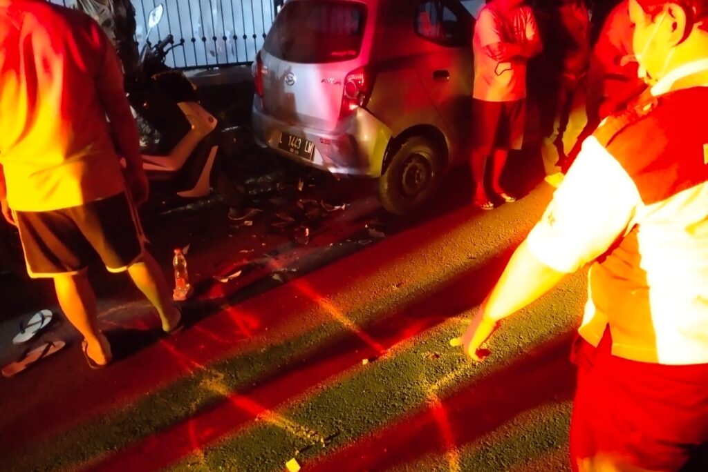 Pengendara Motor Tewas di Kecelakaan Singosari usai Tabrak Mobil