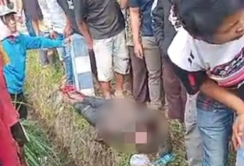 Mayat Seorang Remaja Ditemukan oleh Petani di Parit Pinggir Jalan Ngantang Malang