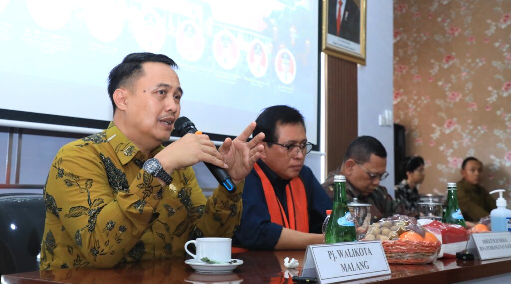 Pj Wali Kota Malang Terangkan Komitmen Pengelolahan Sampah di Rakor Persiapan LSDP