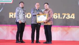 Kota Malang Raih Penghargaan di Ajang e-Purchasing Award Jatim 2024, Pj Wali Kota: Pengungkit Bergeraknya Roda Ekonomi UMKM