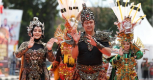 Meriahkan Malang Flower Carnival, Pj Wali Kota Iwan: Kreativitas Kota Malang Luar Biasa