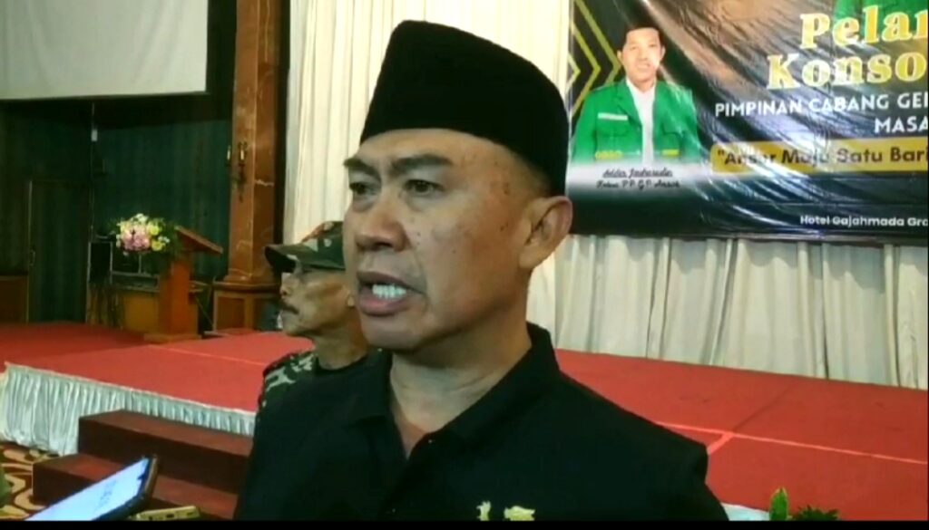 Sosok Abah Anton Dikenal Rajin Bersedekah hingga Tak Pernah Ambil Gaji Demi Warga yang Tak Mampu
