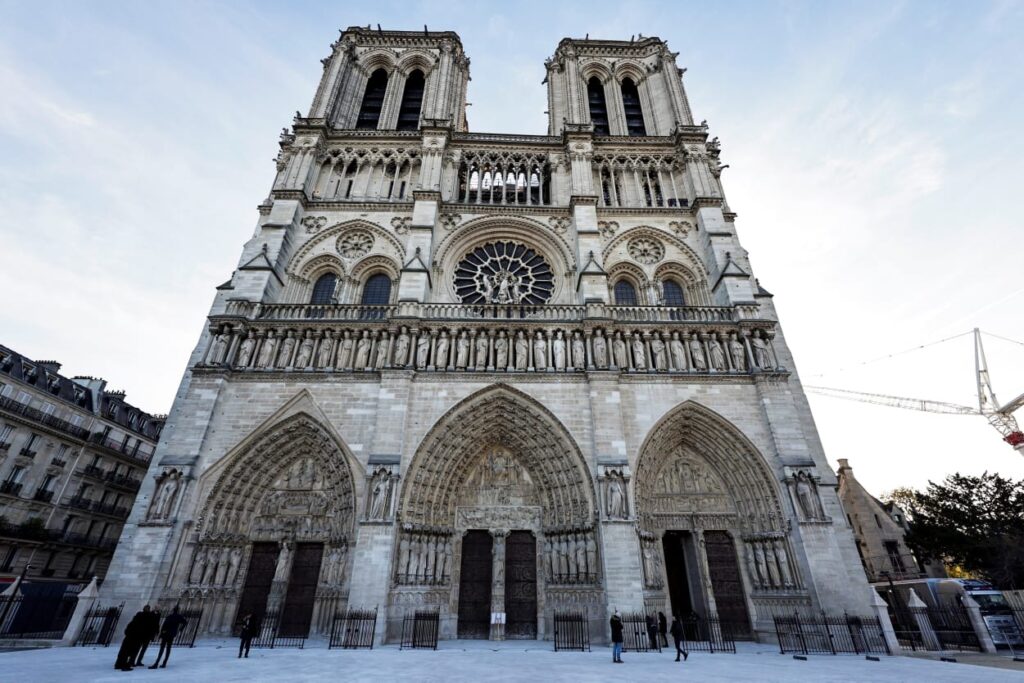Katedral Notre-Dame Paris Siap Dibuka Setelah 5 Tahun Direnovasi Akibat Kebakaran