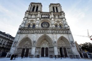 Katedral Notre-Dame Paris Siap Dibuka Setelah 5 Tahun Direnovasi Akibat Kebakaran