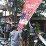 Masa Tenang Pilkada 2024, Linmas Kota Malang Dikerahkan Bantu Bersihkan APK