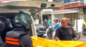 Driver Ojol Tiba-Tiba Terjatuh dan Meninggal saat Antar Penumpang di Malang