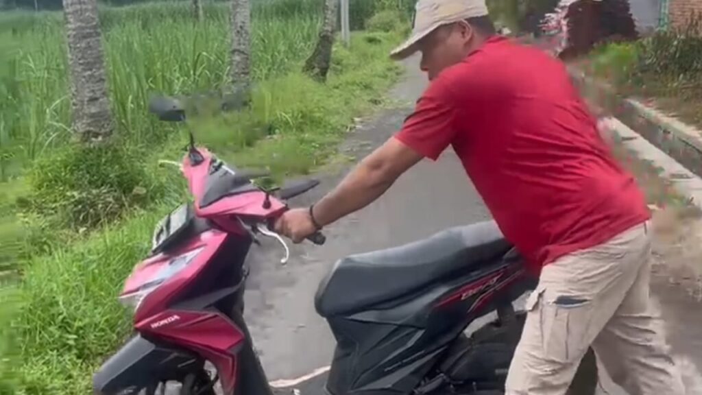 Diduga Hasil Curian, Seorang Petani Temukan Motor di Ladang Tebu