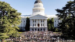 Ribuan Demonstran di AS Menggelar Protes Massal Menolak Kebijakan Trump, Proyek 2025, dan Musk