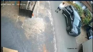Dugaan Upaya Perampokan di Gondanglegi Malang Terekam CCTV, Terduga Pelakunya WNA