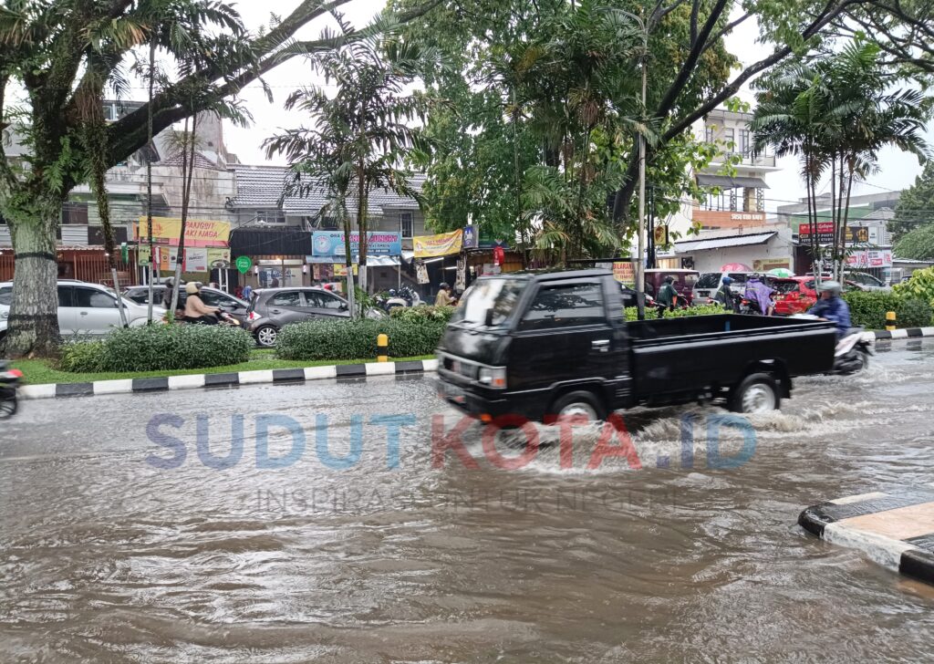 Penanganan Banjir di Jalan Soekarno-Hatta Kota Malang Dapat Tambahan Rp32 Miliar dari Pemprov Jatim