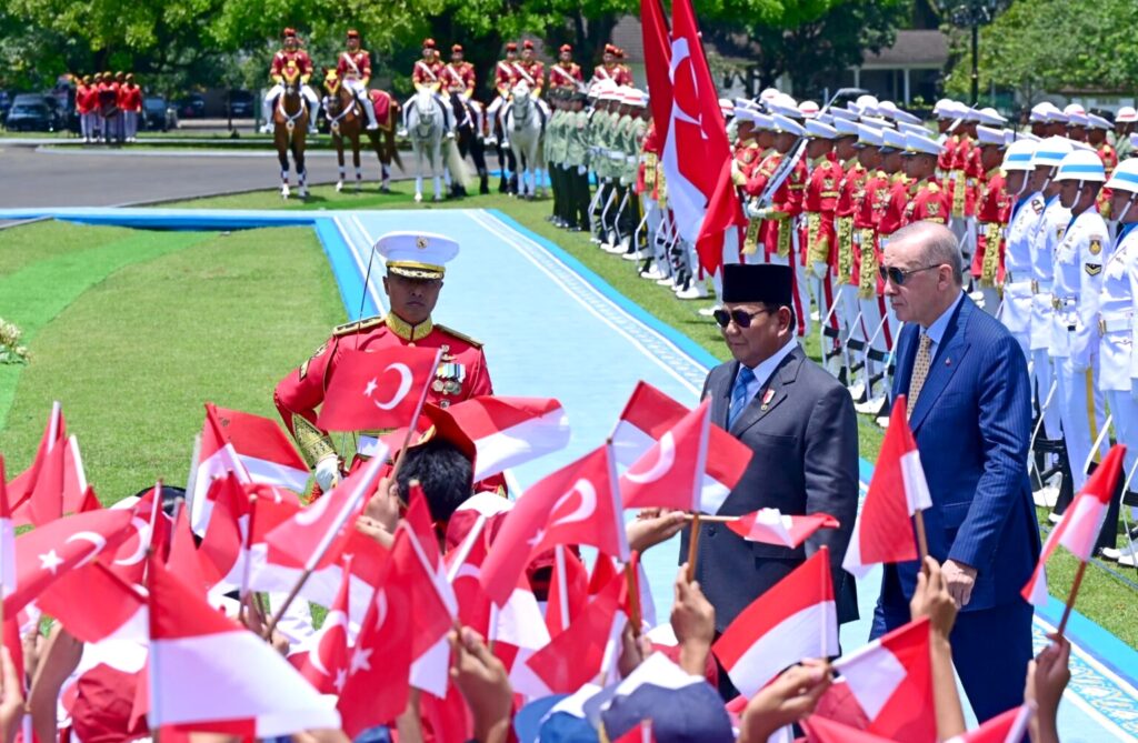 Presiden Erdogan Disambut Pasukan Berkuda hingga Anak- Anak Sekolah di Istana Bogor