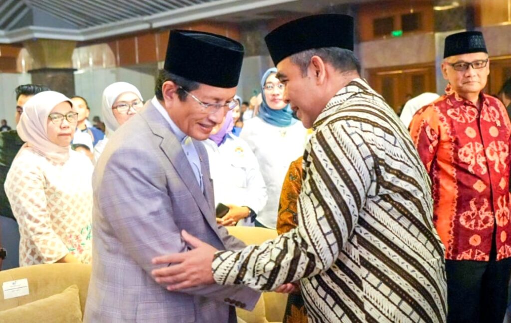 Biaya Haji Turun, Ketua MPR: Menag Luar Biasa