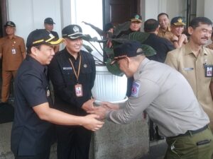 Wakil Wali Kota Malang Ali Muthohirin Pertama Kali Pimpin Apel Pegawai, Beber Program Prioritas 100 Hari Kerja