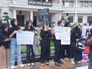 Aksi Kamisan, Mahasiswa Soroti Masih Maraknya Penindasan dan Diskriminasi Terhadap Perempuan