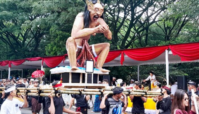 PHDI Gelar Tawur Agung Kesanga di Lapangan Rampal