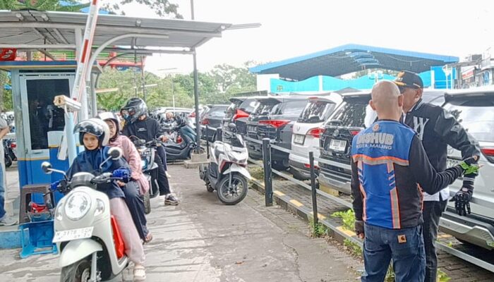 Wali Kota Minta Dishub Awasi Parkiran Penyebab Macet