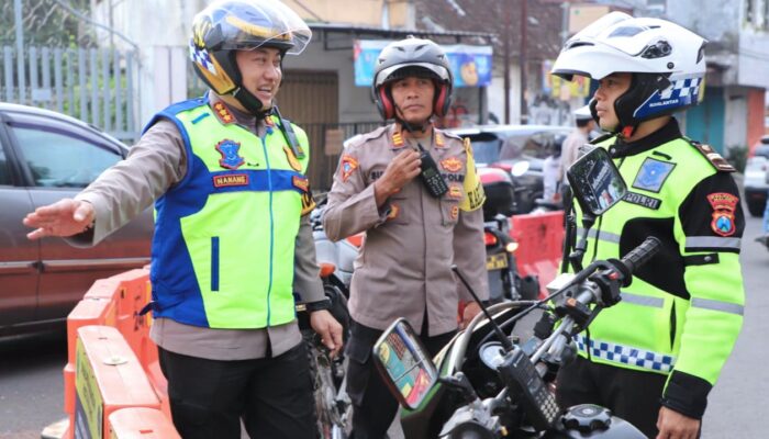 Kapolresta Malang Kota Pantau Langsung Jalur Rawan Kepadatan Lalin
