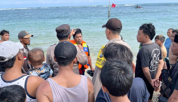 Kronologi Santri Asal Mojokerto Terseret Ombak di Pantai Balekambang Malang