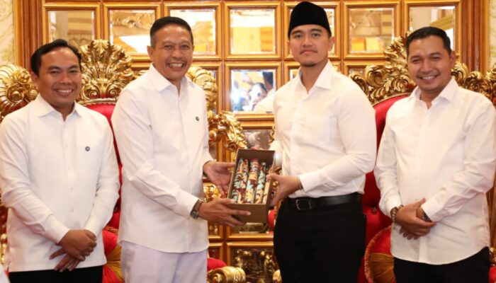 Wali Kota Wahyu Dapat Pesan Khusus dari Kaesang Pangarep