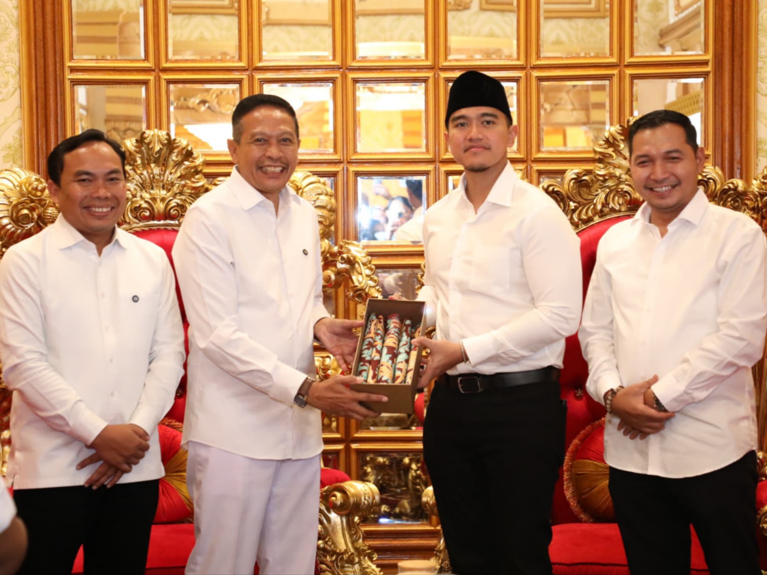 Wali Kota Malang, Dr. Ir. Wahyu Hidayat, MM menerima kunjungan Staf Khusus Wakil Presiden sekaligus Ketua Umum Partai Solidaritas Indonesia (PSI), Kaesang Pangarep.