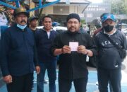 Koordinator Masyarakat Militan Pecinta Jokowi (MMPJ), Damanhuri Jab, secara resmi melaporkan Roy Suryo ke Polresta Malang Kota pada hari ini, Rabu (30/4/2025).