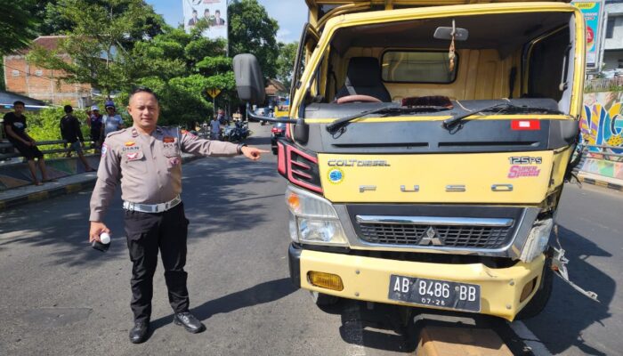 Sopir Truk Tewas dalam Kecelakaan Tunggal di Jembatan Kedungkandang Malang
