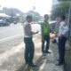 Kecelakaan lalu lintas terjadi di Jalan Raya Dr. Cipto, Desa Bedali, Kecamatan Lawang, Kabupaten Malang, pada Selasa (20/5/2025) pagi. Insiden yang terjadi sekitar pukul 09.15 WIB ini melibatkan dua sepeda motor dan mengakibatkan dua orang mengalami luka-luka.