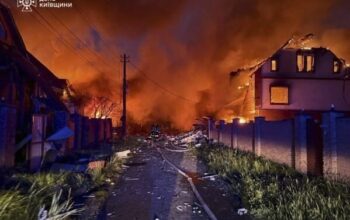 Rusia dan Ukraina kembali melakukan pertukaran tahanan dalam skala besar pada Minggu (25/5),