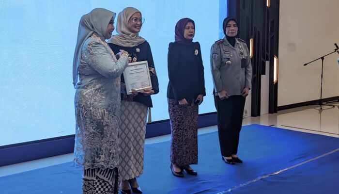 Ketua DPRD Kota Malang Dinobatkan sebagai Perempuan Inspiratif di Hari Kartini