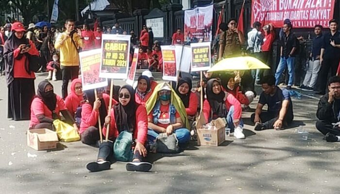 SPBI Tuntut Pencabutan UU Cipta Kerja dan Revisi UU TNI