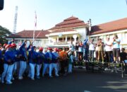 Dalam rangka memperingati Hari Ulang Tahun (HUT) ke-111 Kota Malang, Pemerintah Kota (Pemkot) Malang menggelar kegiatan Heritage Fun Walk bertema “Satu Hati Mengukir Prestasi”.