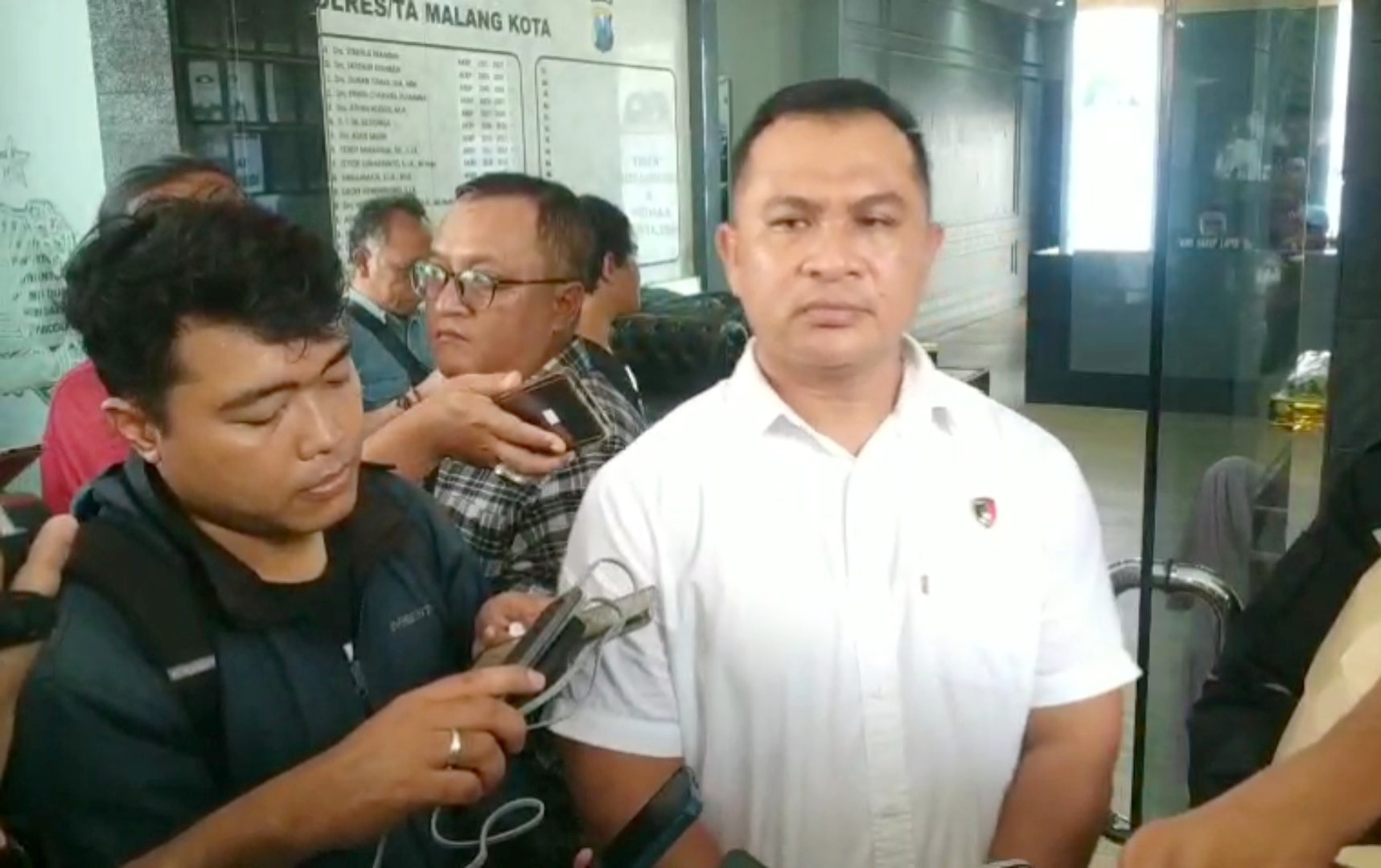 Kasus dugaan pelecehan seksual yang melibatkan seorang dokter berinisial AY di RS Persada,