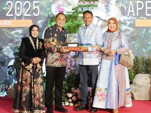 Wali Kota Malang, Wahyu Hidayat, menghadiri gala dinner Musyawarah Nasional (Munas) VII Asosiasi Pemerintah Kota Seluruh Indonesia (APEKSI) 2025, Rabu malam (7/5/2025).