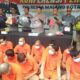 Polresta Malang Kota merilis hasil pelaksanaan Operasi Pekat 2 Semeru 2025 dalam konferensi pers yang digelar, pada Jumat (16/5/2025). Operasi yang berlangsung selama 14 hari sejak 1 hingga 14 Mei ini berhasil mengungkap 24 kasus dengan total 36 tersangka