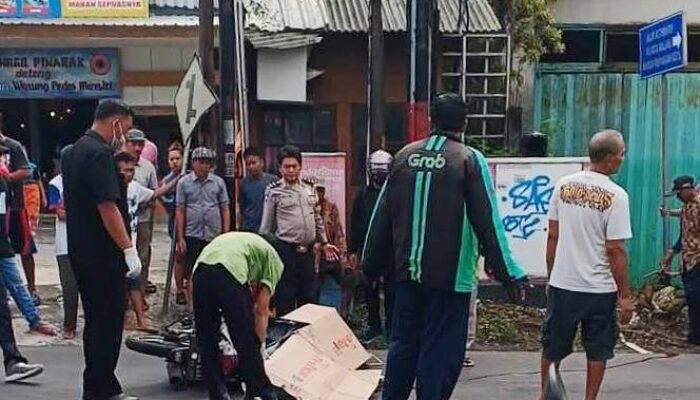 Laka Maut di Karangploso, Pengendara Motor Tewas Usai Tabrak Pickup dari Samping