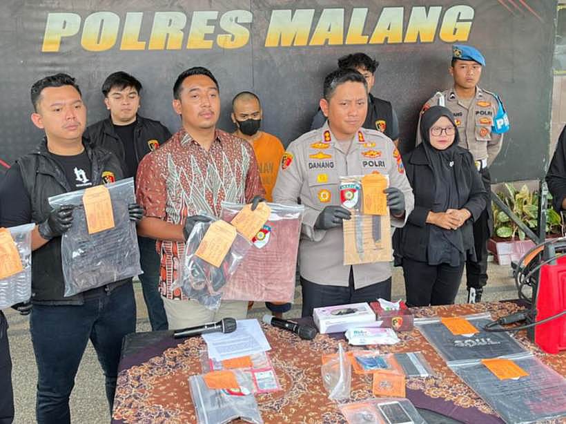 Tragedi pertikaian berdarah hingga menyebabkan seorang pemuda meregang nyawa, di sebuah warung kopi di Kecamatan Gondanglegi, Kabupaten Malang, berhasil diungkap jajaran Kepolisian Resor Malang
