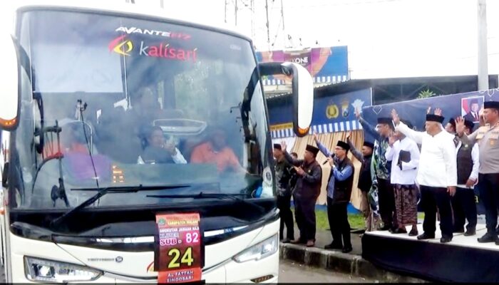 Bupati Sanusi Lepas CJH Kabupaten Malang di Exit Tol Singosari: Titip Doa untuk Kabupaten Malang